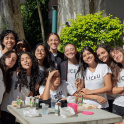 Alunos no intervalo das aulas em 2025